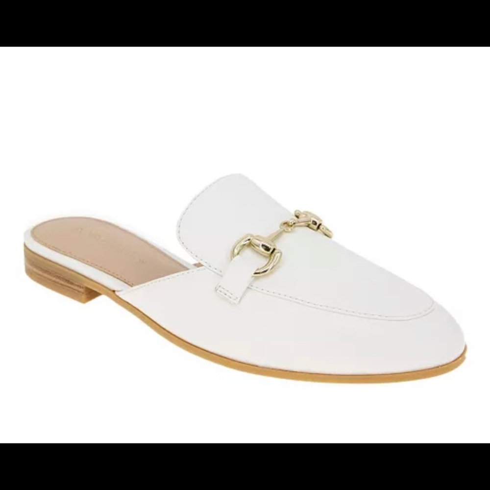 BCBGeneration zorie loafer size 10M/41 bright white - Picture 13 of 16